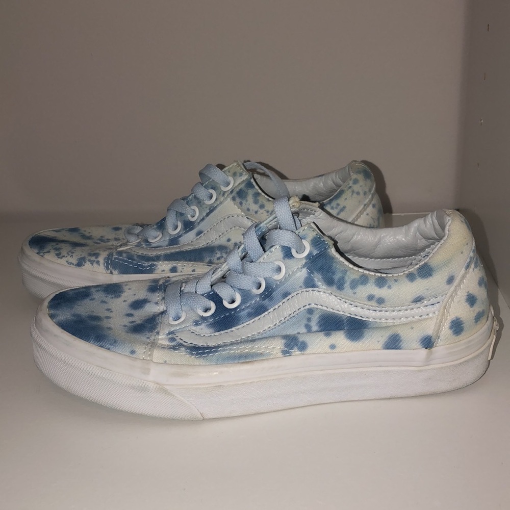 Tie dye vans (USED)